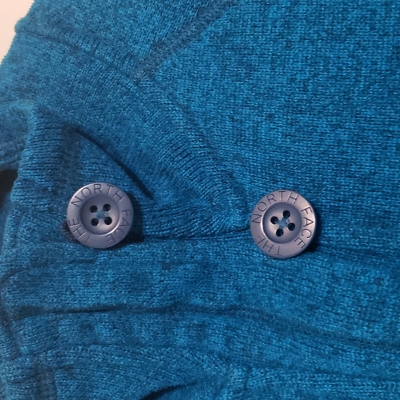 The Northface Fleece Full Zip Jacket - Picture 2 of 7